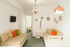 Room Avra